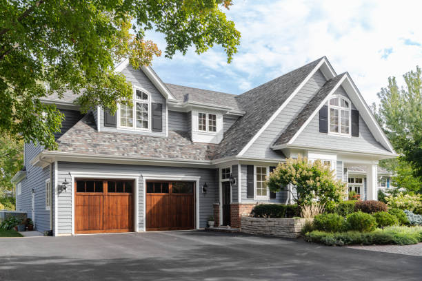 Best Asphalt Shingles Roofing  in Akron, OH